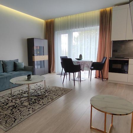 New J&R Apartment Near Girstutis, Free Private Parking & Self Check-In Kaunas Kültér fotó