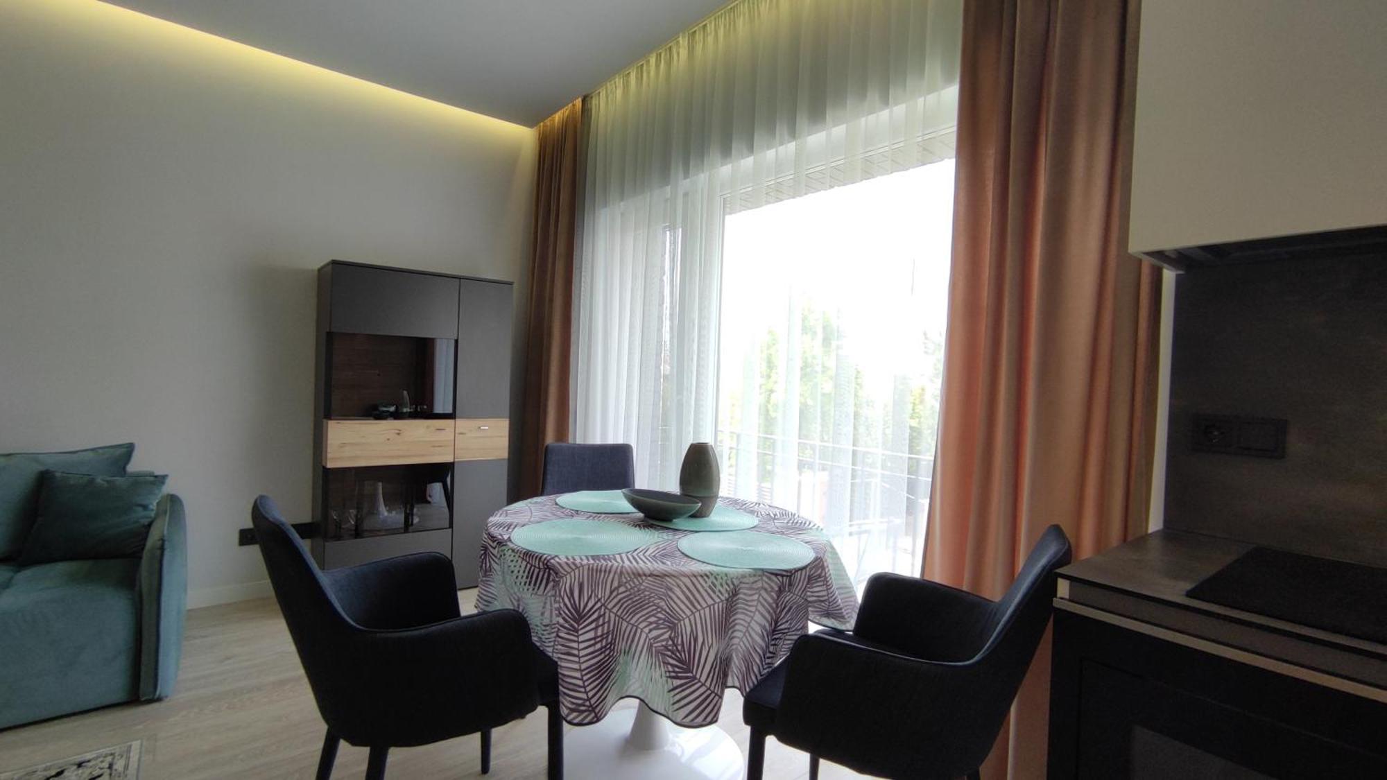 New J&R Apartment Near Girstutis, Free Private Parking & Self Check-In Kaunas Kültér fotó