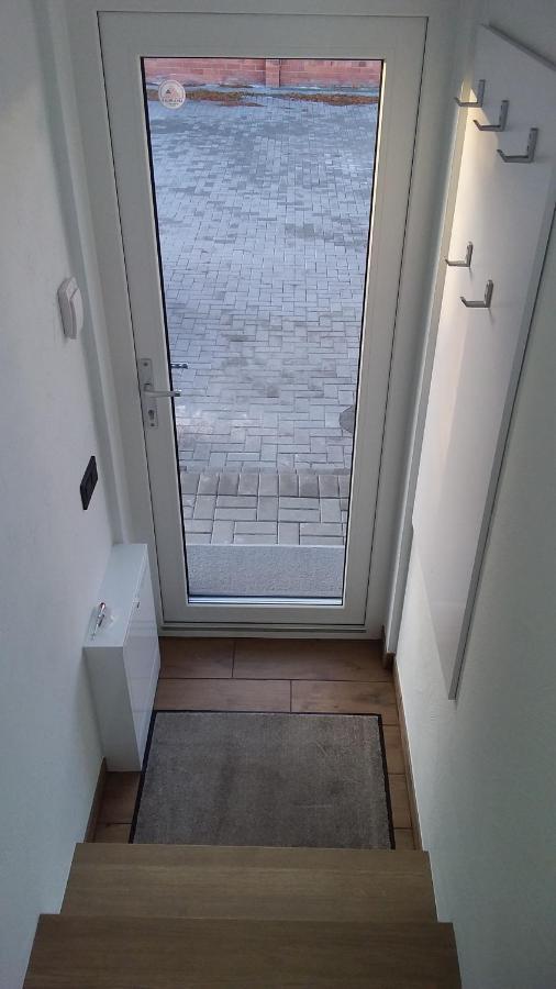 New J&R Apartment Near Girstutis, Free Private Parking & Self Check-In Kaunas Kültér fotó